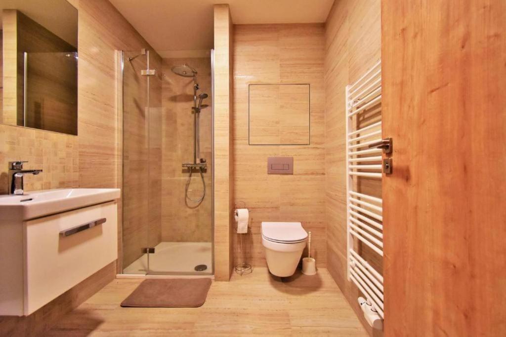 Moderni Apartman Horni Marsov - By Alka Εξωτερικό φωτογραφία